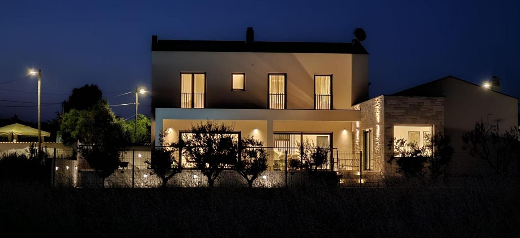 Villa Sandrielle Loborika المظهر الخارجي الصورة